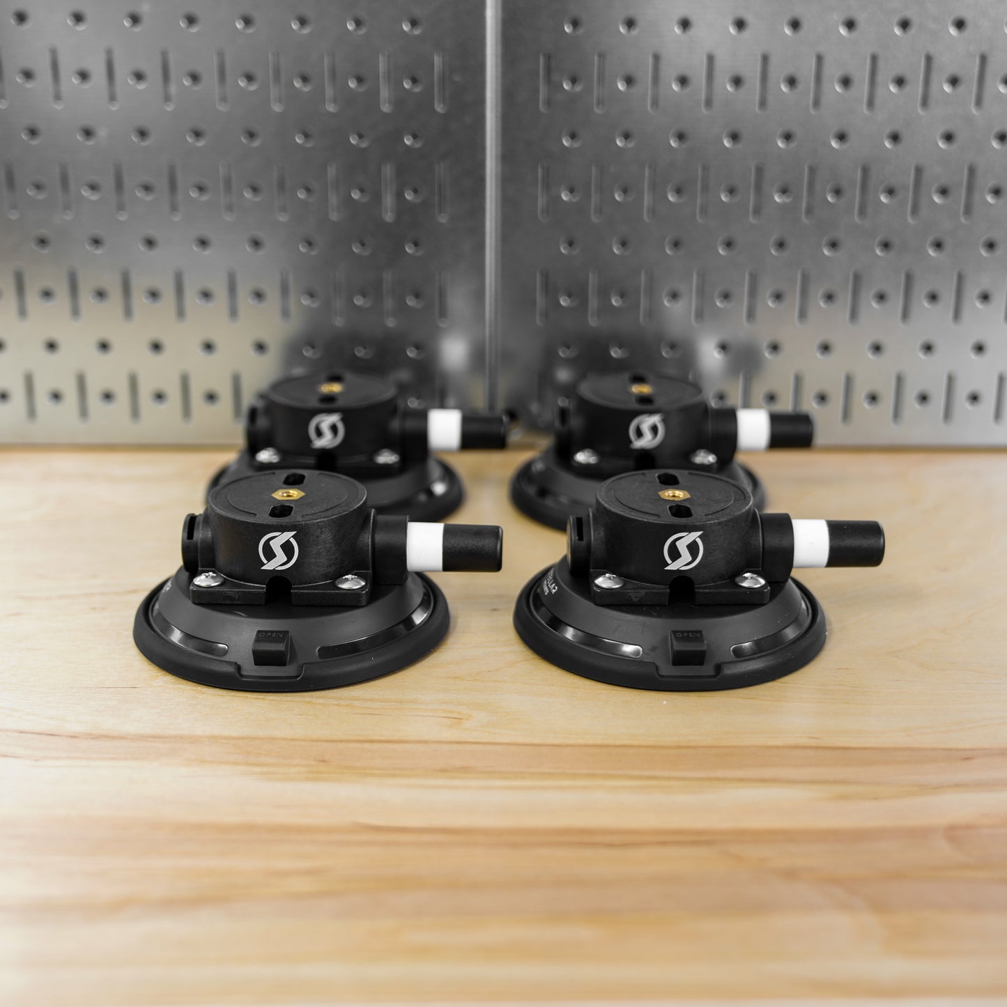 SIGNAL 4.5" VACUUM SUCTION CUPS